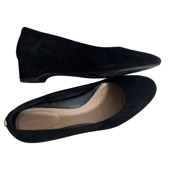 Taryn Rose
Babs Suede Demi-Wedge Comfort Pumps Black Suede - Picture 1 of 10